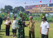 Warga Desa Krangean Bersyukur Terima Bantuan Beras dan Bibit Lele di Penutupan TMMD ke-128 9 Warga Desa Krangean terima bantuan beras dan bibit ikan lele di penutupan TMMD ke-128