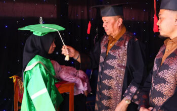 Wawako Elzadaswarman dan Wabup Limapuluh Kota Kompak Hadiri Wisuda Tahfiz Angkatan V SMP Negeri 1 Payakumbuh