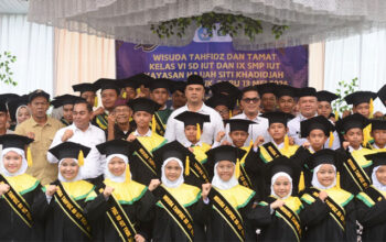 Bupati Sijunjung, Benny Dwifa Yuswir hadiri Wisuda Tahfiz dan Pelepasan Siswa SD serta SMP Yayasan Siti Khadidjah Padang Sibusuk