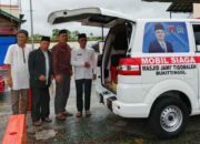 Anggota DPRD Bukittinggi Yerry Amiruddin Berikan Bantuan Ambulans untuk Masjid Jami' Tigo Baleh