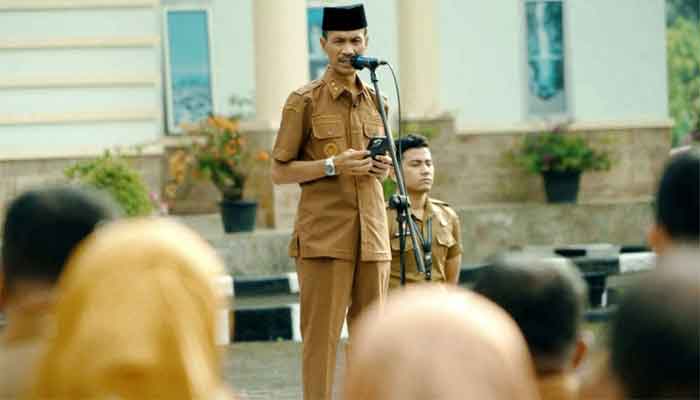 Wabup Yulian Efi memipin Apel Gabungan ASN di Lingkungan Pemerintah Kabupaten Solok Selatan