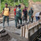 Pembangunan jembatan Desa Krangean dalam TMMD ke-128