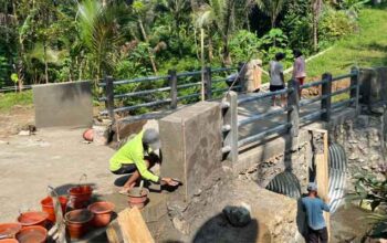 Jembatan Garuda TMMD ke-128, Penghubung Baru Krangean dan Ponjen Mulai Dilewati Warga 7 Jembatan Garuda TMMD ke-128 Penghubung Baru Krangean dan Ponjen Mulai Dilewati Warga