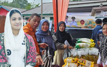 Meski Diguyur Hujan, Pasar Murah Pemkab Dharmasraya di Koto Baru Tetap Diserbu Kaum Ibu 5 Pasar Murah Pemkab Dharmasraya di Koto Baru