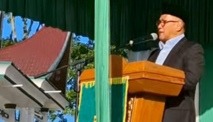 Wako Bukittinggi, Ramlan Nurmatias beri sambutan dalam Salat Idul Adha 1447 Hijriah di Lapangan Wirabraja