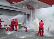 Perkuat Penanganan Kebakaran SPBU, Pertamina Patra Niaga Regional Sumbagut Laksanakan Simulasi PKD di Padang