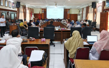 DPRD Bukittinggi bersama Kanwil Hukum Sumbar Gelar Diskusi Publik Penyusunan Naskah Akademik 2 Ranperda