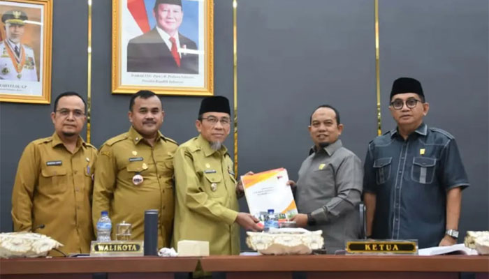 Setujui Pertanggungjawaban Pelaksanaan APBD 2025, DPRD Kota Padang Terima Penyampaian Perubahan Propemperda dan KUA dan PPAS 2026 3 DPRD Kota Padang setujui pertanggungjawaban pelaksanaan APBD 2025