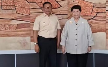 Dubes RI untuk Jepang, Nurmala Kartini Sjahrir bersama Wali Kota Bukittinggi, Ramlan Nurmatias
