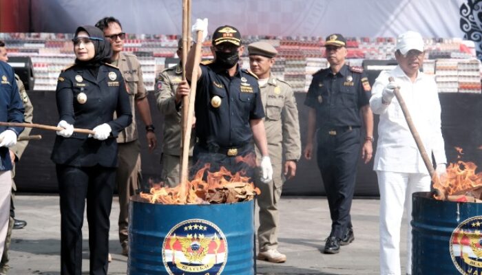 Bea Cukai Jabar Gempur Rokok Ilegal, 44 Juta Rokok Dimusnahkan