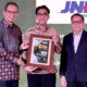 JNE Raih Penghargaan Kategori Logistik dan Kurir di Indonesia CSR Awards 2026
