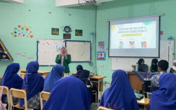 Mahasiswa Ilmu Komunikasi Unand Latih Public Speaking Pengurus OSIS SMPIT Adzkia Sumbar 2 Mahasiswa Ilmu Komunikasi Unand Latih Kepercayaan Diri Pengurus OSIS SMPIT Adzkia Sumbar