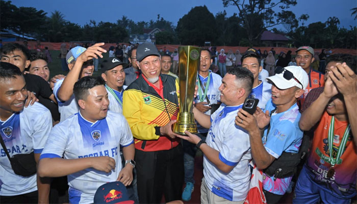 Tutup Open Turnamen Simalanggang Piala Gubernur Sumbar II, Begini Pesan Gubernur Mahyeldi