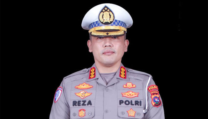 Menjahit Modernitas dan Tradisi di Gedung Ditlantas Polda Sumbar 1 Dirlantas Polda Sumbar, Kombes Pol. Mohammad Reza Chairul Akbar Siddiq