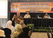 Muhidi Tekankan Pentingnya Sekolah Ramah Anak untuk Mencetak Generasi Unggul Sumbar 9 Ketua DPRD Sumbar, Muhidi saat menghadiri Pelatihan Konvensi Hak Anak (KHA)