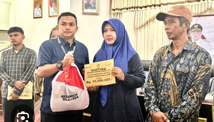Pemkab Agam Salurkan Bantuan Sosial Rp 11,708 Miliar untuk Korban Bencana Hidrometeorologi 5 Pemkab Agam salurkan bantuan sosial untuk Korban Bencana Hidrometeorologi