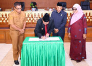 Perkuat Layanan Publik dan Bantuan Hukum, Pemko Payakumbuh dan DPRD Sahkan 4 Perda