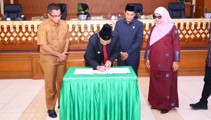 Pemko Payakumbuh dan DPRD Sahkan 4 Perda