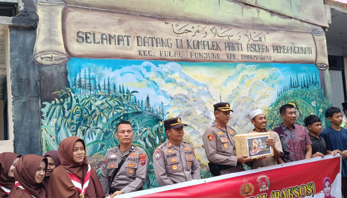 Polres Dharmasraya Salurkan Bantuan ke Panti Asuhan