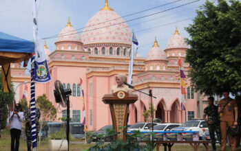Wabup Deby Maryanti Apresiasi Program Bhakti Sosial dan Pemeriksaan Kesehatan Gratis Lanal Bintan 5 Wakil Bupati Deby Maryanti memberikan sambutan dalam kegiatan Bhakti Sosial dan Pemeriksaan Kesehatan Gratis Lanal Bintan.