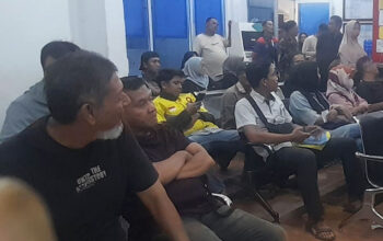 Jelang SPMB, Disdukcapil Kota Tanjungpinang Kewalahan Layani Permohonan Pindah Domisili 3 Antrean warga mengurus data kependudukan di Disdukcapil Kota Tanjungpinang