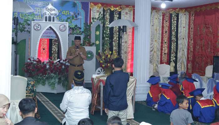 MDTA Nurul Iman Kelurahan Ibuh Payakumbuh Adakan Perayaan Khatam Alquran dan Wisuda Iqra