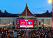 Di Tengah Tekanan Ekonomi, Pemkab Dharmasraya Hadirkan Nobar Piala Dunia untuk Gerakkan UMKM dan Ekonomi Rakyat