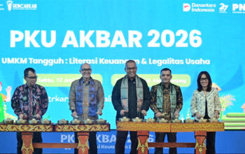 Sekdaprov Arry Yuswandi mewakili Gubernur Sumbar membuka Pengembangan Kapasitas Usaha (PKU) Akbar 2026 PT. Permodalan Nasional Madani (PNM) di Convention Hall Alahan Panjang, Kabupaten Solok