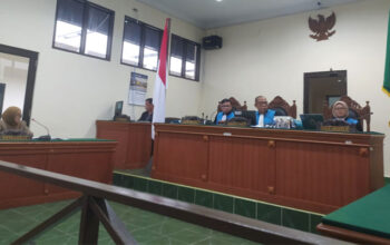 Suasana sidang PTUN Tanjungpinang di Batam