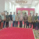 Wali Nagari Banai dan Ninik Mamak serta tokoh masyarakat Jorong Lubuk Labu bersama Bupati Dharmasraya, Annisa Suci Ramadhani