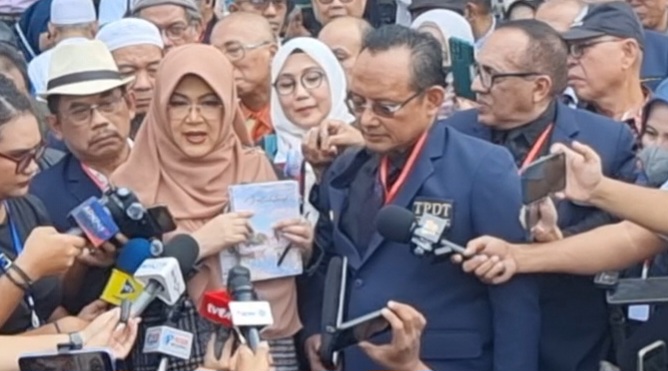 Sidang Kasus Dugaan Pencemaran Nama Baik Jokowi, Tifa Soroti BAP Ahli Belum Diserahkan JPU 1 20260716 1027421