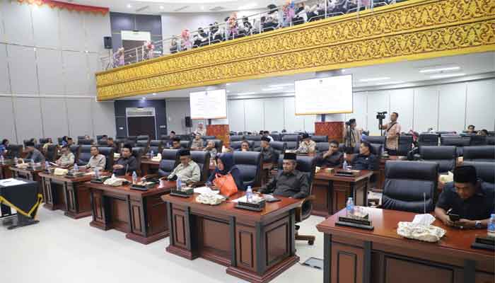 DPRD Kota Padang Setujui Rancangan APBD Perubahan TA 2026 4 DPRD Kota Padang Setujui Rancangan APBD Perubahan TA 2026e