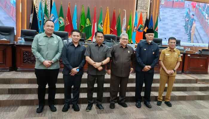 DPRD Sumbar Setujui Ranperda Pertanggungjawaban APBD 2025, Tekankan Perbaikan Tata Kelola Keuangan Daerah