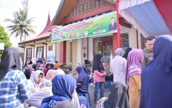 Pemko Gelar Gerakan Pangan Murah di Kantor Camat Payakumbuh Barat 3 Gerakan Pangan Murah di Kantor Camat Payakumbuh Barat