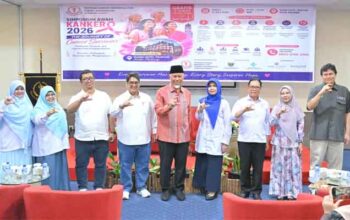 Gubernur Sumbar Buka Simposium Kanker 2026 di Padang 7 Gubernur Sumbar, Mahyeldi saat pembukaan Simposium Awam Kanker 2026 di Hotel Truntum Padang