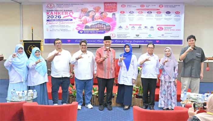 Gubernur Sumbar Buka Simposium Kanker 2026 di Padang 1 Gubernur Sumbar, Mahyeldi saat pembukaan Simposium Awam Kanker 2026 di Hotel Truntum Padang