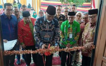 Gubernur Sumbar Resmikan Asrama Putri SMAN 1 Bukittinggi 8 Gubernur Sumbar Resmikan Asrama Putri SMAN 1 Bukittinggi