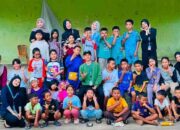 Gema Literasi Warnai Peringatan Hari Anak Nasional 2026 di Desa Duara Lingga 9 Mahasiswa KKN STISIPOL Tanjungpinang foto bersama usai peringatan Hari Anak Nasional 2026 di Desa Duara, Kecamatan Lingga Utara, Kabupaten Lingga