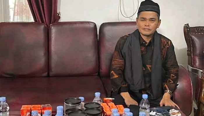 Pemangku Adat Nagari Sikabau, Herianto Dt. Mandaro