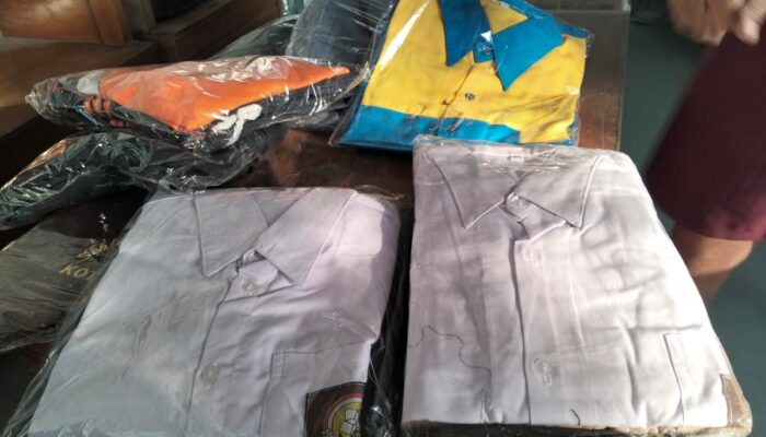 Dugaan Monopoli Pengadaan Seragam SMKN 1 Doko Disorot, Selisih Harga Tembus Ratusan Ribu Rupiah
