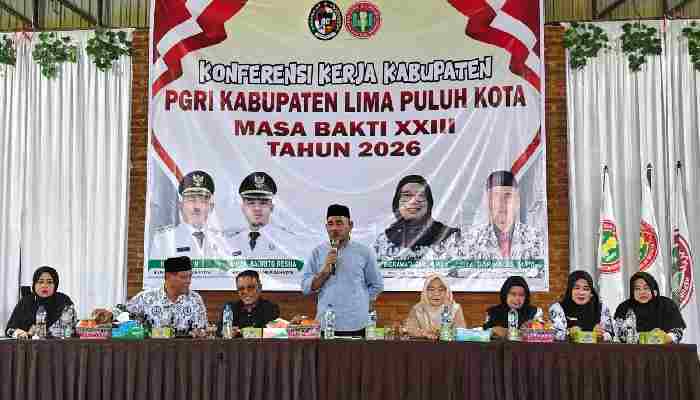 Buka Konferensi Kerja PGRI, Bupati Limapuluh Kota Tuai Apresiasi