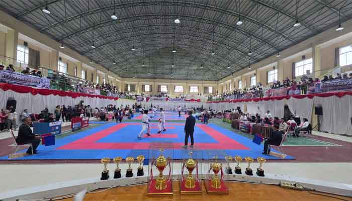 650 Karateka se-Sumatera Berlaga di Kejuaraan Jam Gadang Inkanas Bukittinggi