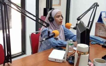 Sediakan 1.000 Dosis, Puskeswan Kota Sawahlunto Adakan Vaksinasi Rabies di 4 Kecamatan 4 Kepala UPTD. Puskeswan Kota Sawahlunto, drh. Meta Levi Kurnia dalam Dialog Interaktif di Sawahlunto FM