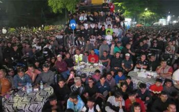 Nobar Piala Dunia 2026, Pemko Payakumbuh Sukses Gerakkan Ekonomi UMKM 5 Pemko Payakumbuh Nobar Piala Dunia 2026 di kawasan Tugu Adipura