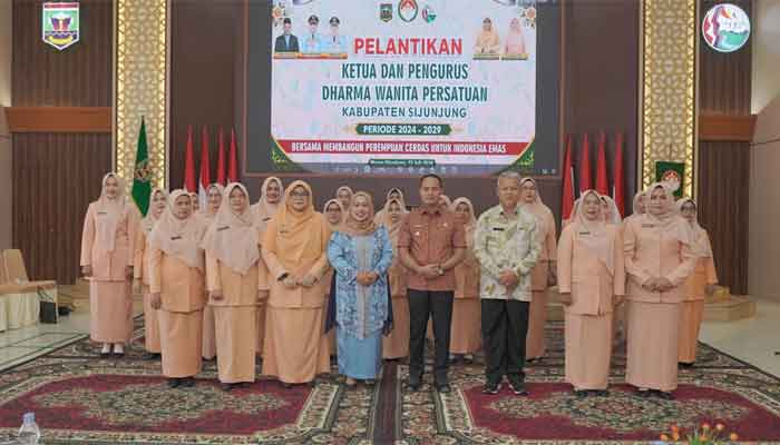 Ny. Arimby Lantik Nila Jaheri sebagai Ketua DWP Kabupaten Sijunjung