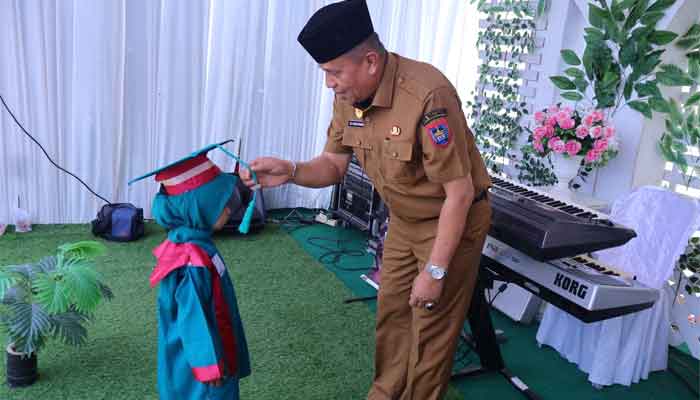 Libatkan Lansia, Pemko Payakumbuh Apresiasi Wisuda Iqra dan Khatam Alquran di Talang 1 Wako Payakumbuh, Zulmaeta hadiri Wisuda Iqra dan Khatam Al-Quran di Kelurahan Talang