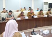 Pemkab Muba Tertibkan Izin Perusahaan untuk Dongkrak Pendapatan Daerah 10 Rapat Kerja Tim Optimalisasi Pendapatan Asli Daerah Pokja Legalitas Pelaku Usaha yang digelar di Ruang Rapat Serasan Sekate, Gedung Sekretariat Daerah Muba