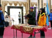 Rektor Krismadinata Lantik 20 Pengurus UKM di Lingkungan UNP