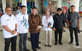Sekda Bintan Sambut Kunjungan Reses Komisi VII DPR RI di Kepri 3 Sekda Bintan, Ronny Kartika Sambut Kunjungan Reses Komisi VII DPR RI di Kepri