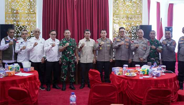 Pemkab Solok Perkuat Sinergi Percepatan Pemulihan Wilayah Terdampak Bencana dengan Provinsi 1 Audiensi Tim Supervisi Percepatan Rehabilitasi dan Rekonstruksi Pascabencana Alam Provinsi Sumatera Barat dengan Bupati Solok, Jon Firman Pandu